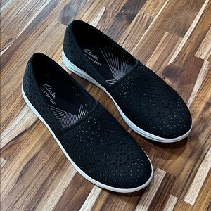 Cloudsteppers by Clarks Black Perforated Flats